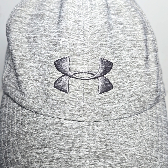 Under Armour Twisted Renegade True Grey Heather Woman Adjustable 90% Polyester - Picture 11 of 15